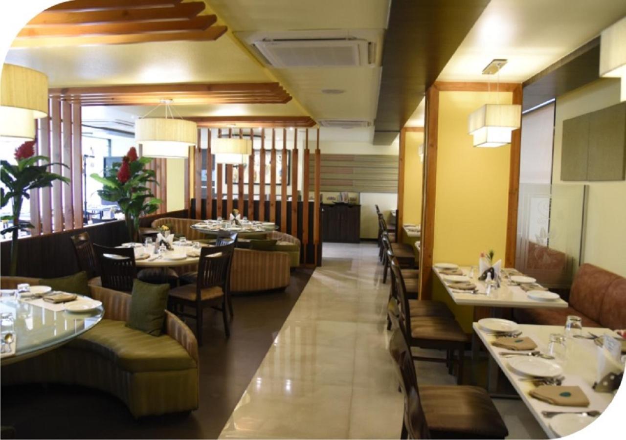 绿橄榄酒店 奥兰加巴德 外观 照片